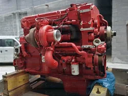 Двигатель Cummins ISX485